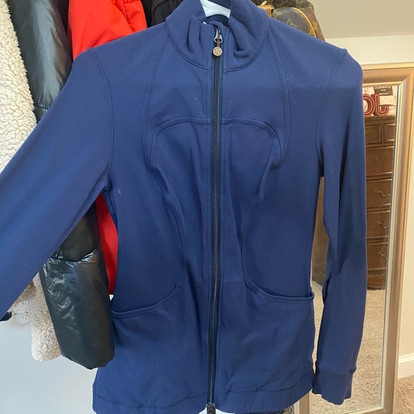Lululemon jacket - Picture 1 of 3